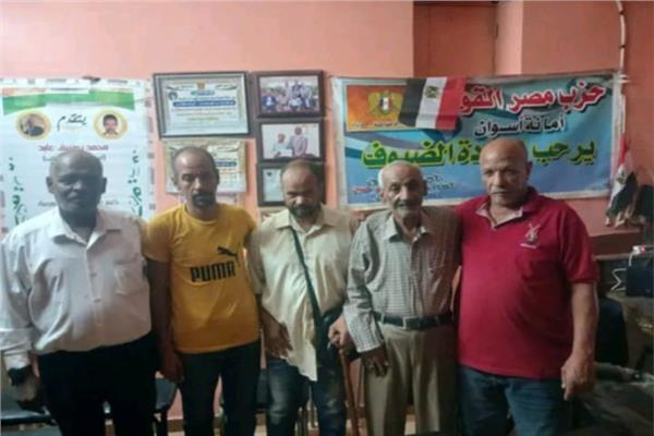 حزب "مصر القومي" على التفاعل الإيجابي مع قضايا المجتمع الأسواني