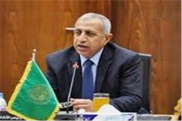 د. اسماعيل عبدالغفار