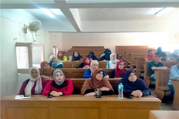 "وزارة الزراعة": تدريب 60 مهندسا زراعيا لإدارة الأزمات البيئية بمحافظتى الجيزة ودمياط