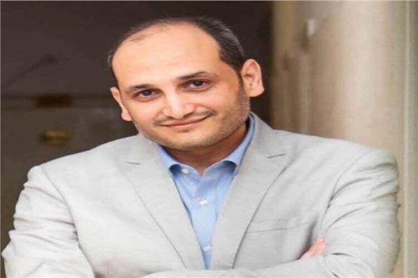 رئيس جامعة بنها كلية الاداب 