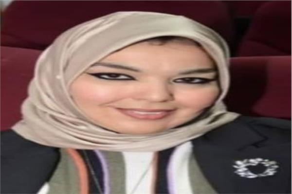 نيفين ياقوت
