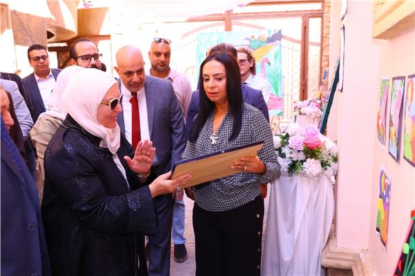 جانب من الزيارة