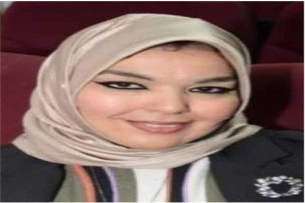  نيفين ياقوت