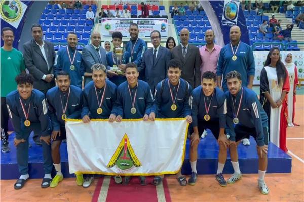  منتخب جامعة بنها الخماسي 
