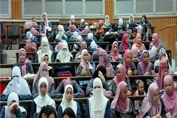 جامعة سوهاج تنظم سلسلة من الندوات الدينية لتوعية وتثقيف شباب الجامعة