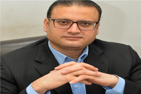 عبدالهادي عباس رئيس تحرير جريدة اللواء الإسلامي 