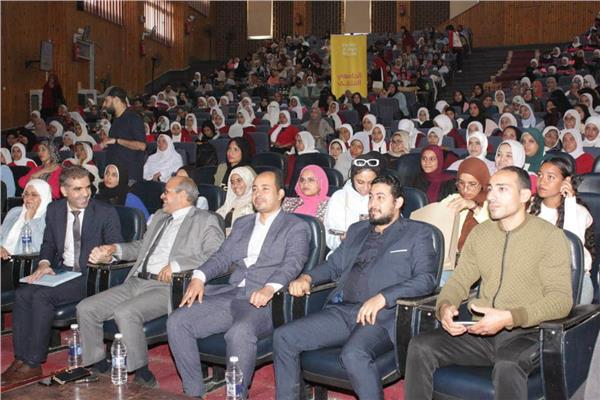 ندوة تعريفية بجامعة سوهاج عن المشروع الوطني للقراءة