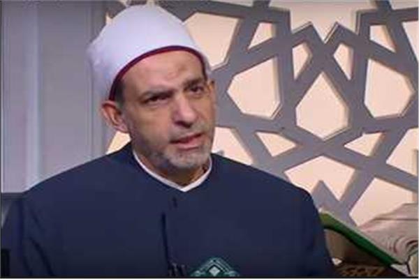  الدكتور علي فخر، أمين الفتوى بدار الإفتاء المصرية