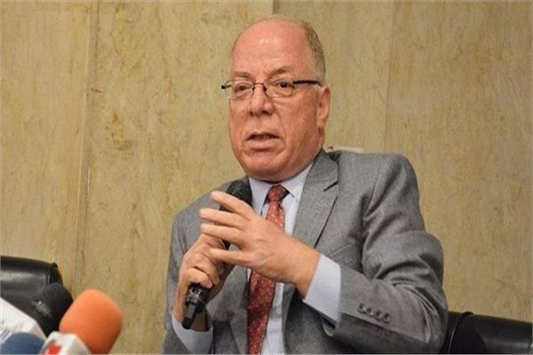 الكاتب حلمى النمنم وزير الثقافة الأسبق