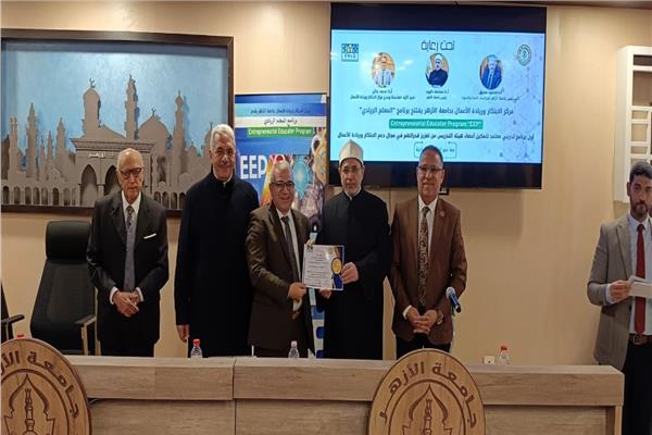 فضيلة الدكتور سلامة جمعة داود، رئيس الجامعة