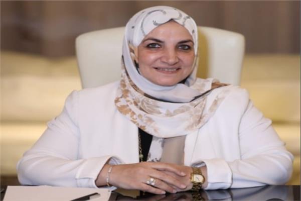  دكتورة الهام شاهين استاذ العقيدة والفلسفة بجامعة الازهر 
