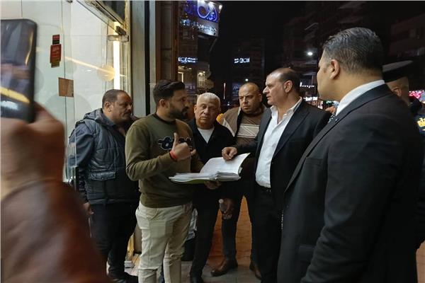 وزيرة التنمية المحلية: غلق 36 محل بدون ترخيص بأحياء مصر الجديدة والعجوزة 