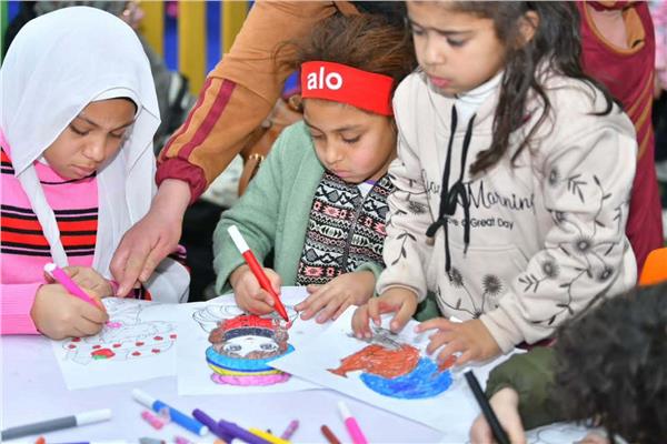 «الطفل بطل الحكاية»..أنشطة تفاعلية تعزز الهوية والإبداع بمعرض للكتاب