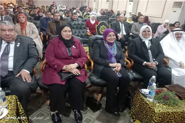 جانب من فعاليات مؤتمر احمي طفلك