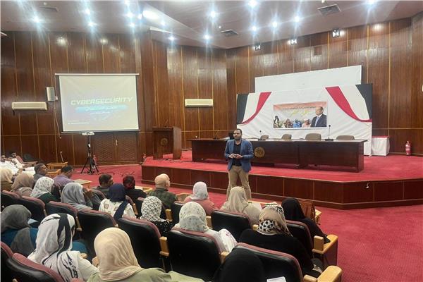  الندوة التوعوية  «تعزيز الأمن السيبراني»