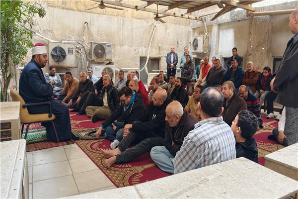  ندوة دينية حول "قيم العمل وبناء الإنسان" 