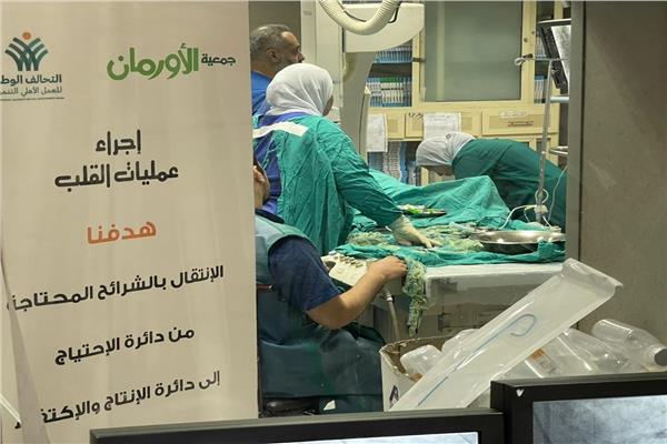 جانب من فعاليات الحملة الطبية المجانية
