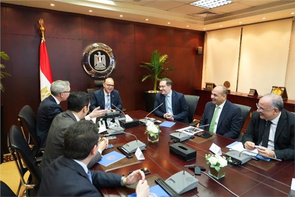د. محمد فريد وزير الاستثمار والتجارة الخارجية