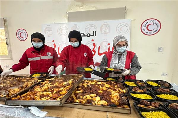 إقامة مائدة إفطار يومية في مقر الجمعية بمنطقة 