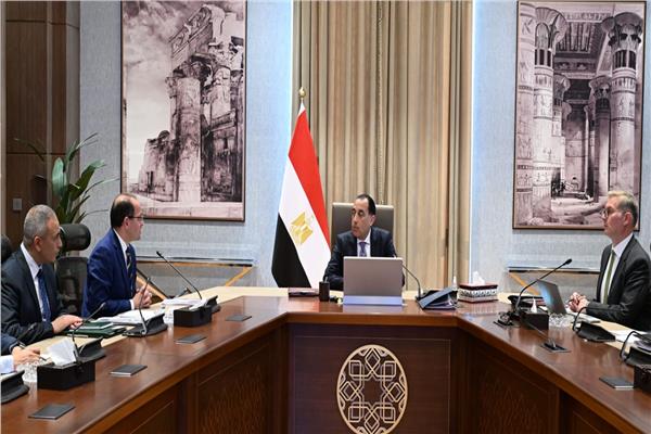 الدكتور مصطفى مدبولي خلال الاجتماع