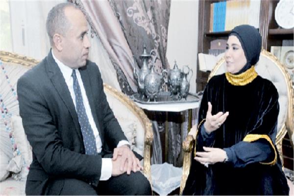 د.نادية عمارة في حوارها مع اللواء الاسلامي