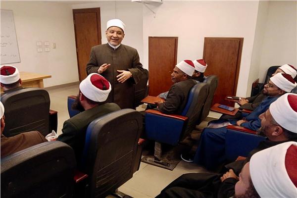 جانب من الدورات التدريبية 