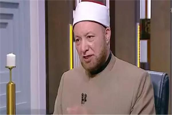 الشيخ عويضة عثمان امين الفتوى بدار الإفتاء المصرية