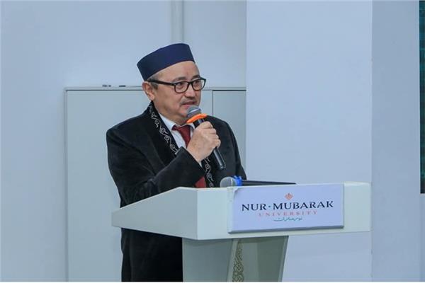  أحمد حسين إبراهيم رئيس الجامعة