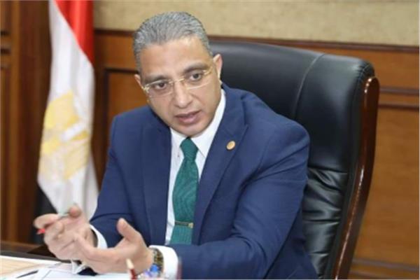 د. أحمد الأنصاري محافظ الجيزة
