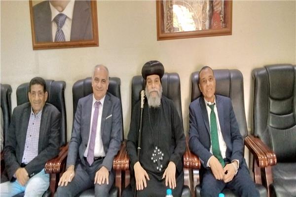 وفد من جامعة أسوان