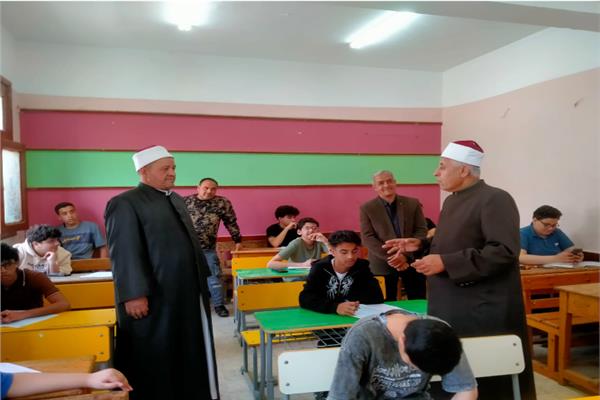 جانب من متابعه اللجان 