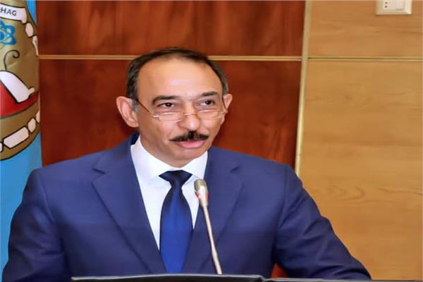 اللواء طارق راشد  محافظ سوهاج