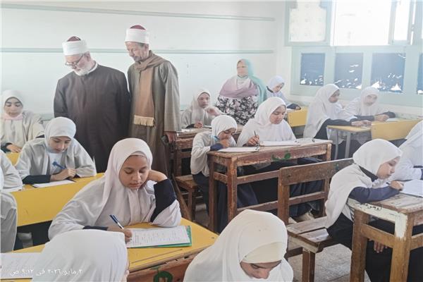تفقد امتحانات الإعدادية الأزهرية