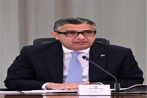  الدكتور شريف فاروق وزير التموين 
