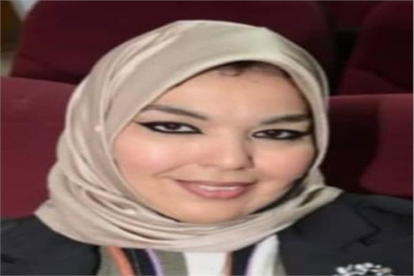 نيفين ياقوت