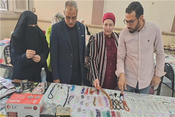 جانب من افتتاح المعرض