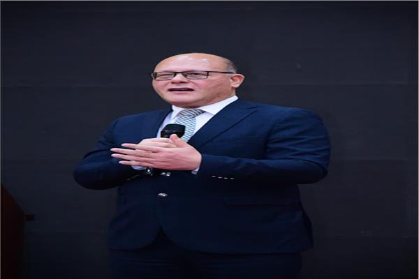 د. حسان النعماني رئيس جامعة سوهاج 