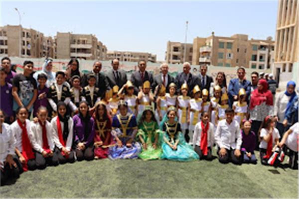 جانب من الزيارة