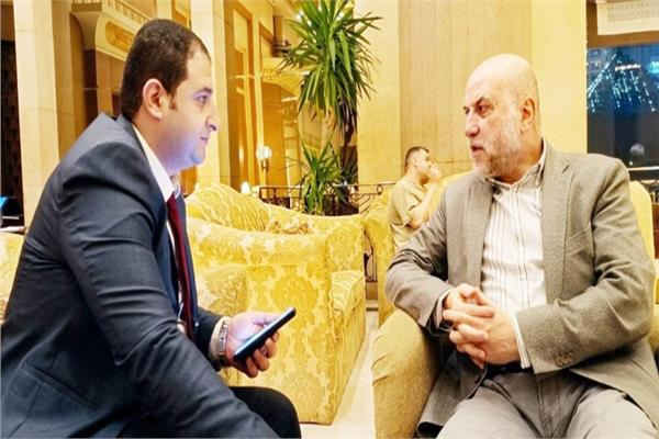 مستشار الرئيس الفلسطيني مع محرر اللواء الإسلامي