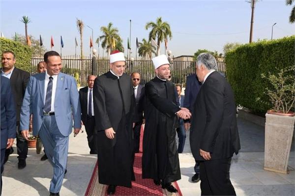 جانب من الزيارة