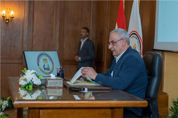  وزير الدولة للإنتاج الحربي