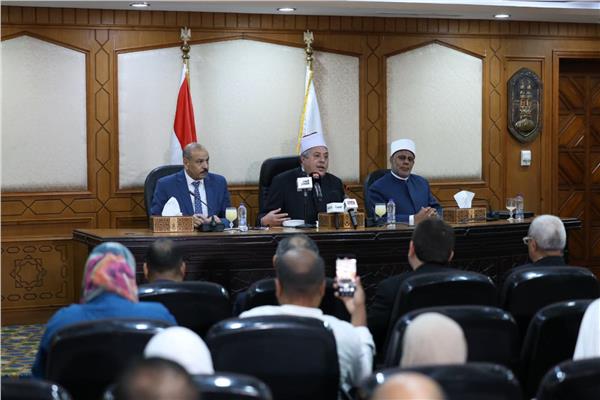 جانب من المؤتمر الصحفي  