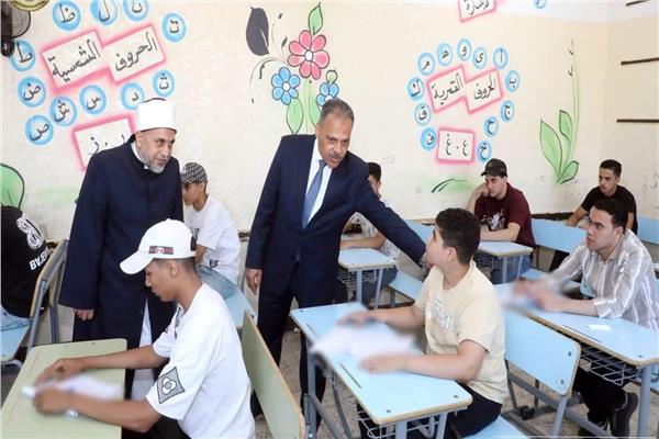 جانب من اللجان الامتحانية