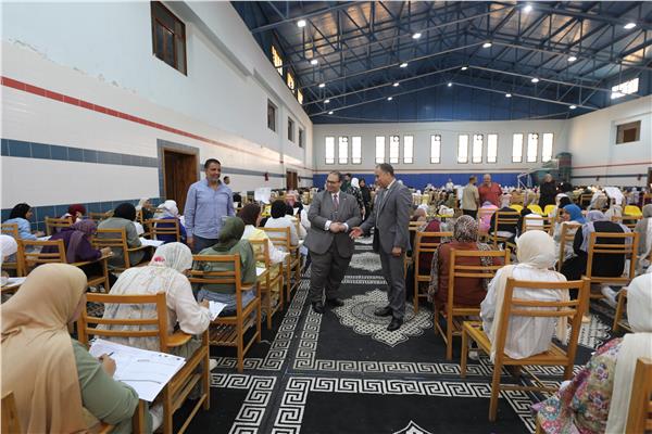 جانب من اللجان الامتحانية