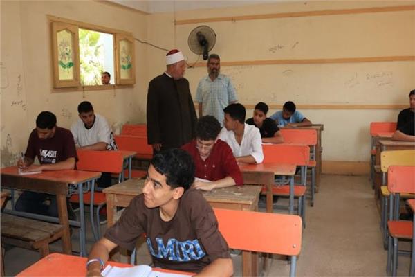 جانب من اللجان الامتحانية