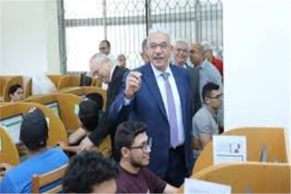 جانب من الامتحانات