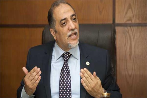 أ.د. عبد الهادي القصبي شيخ مشايخ الطرق الصوفية 