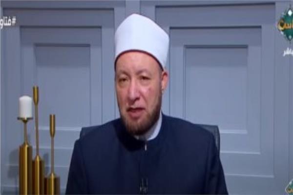 الشيخ عويضة عثمان أمين الفتوى بدار الإفتاء المصرية