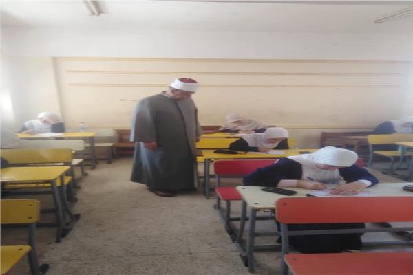 متابعة اللجان