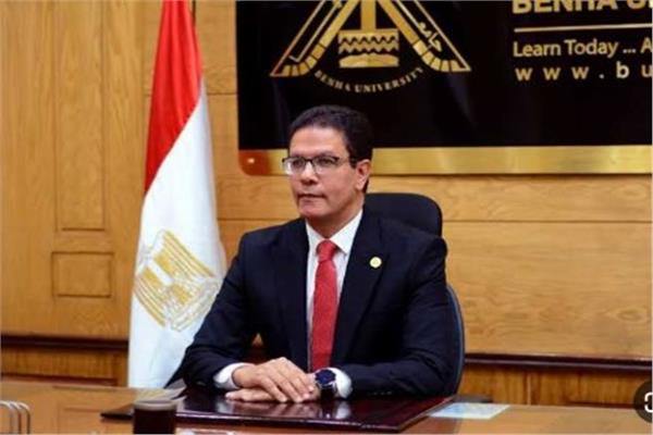 رئيس جامعة بنها